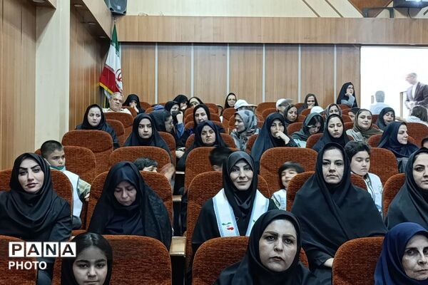  آیین گرامی‌داشت «سلامت و امنیت با سفیران سلامت» در ورامین