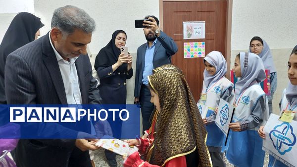 افتتاح اتاق بهداشت و روز جهانی غذا در دبستان شهیده کفاش ناحیه ۶ مشهد مقدس