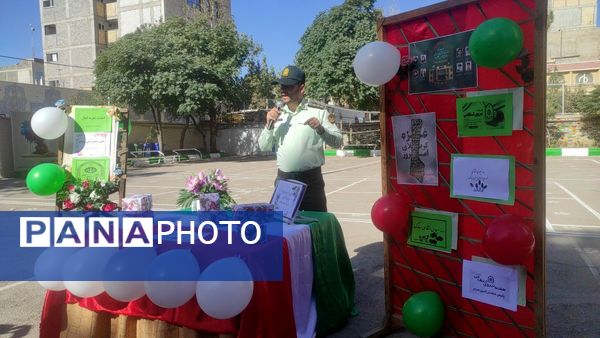 جلسه آموزش  پیشگیری از آسیب‌های اجتماعی در نیشابور