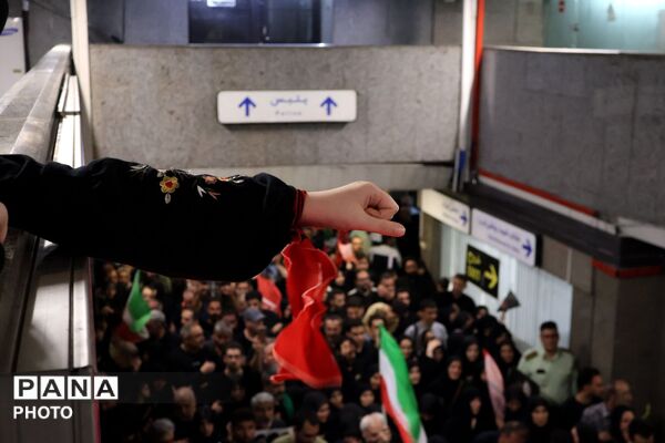 طنینِ حماسه و اندوه در مصلی؛ میزبانیِ دارالشهدای تهران از زائرانِ رهبر شهید