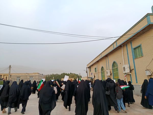 همایش پیاده‌‌‌روی رهروان زینبی