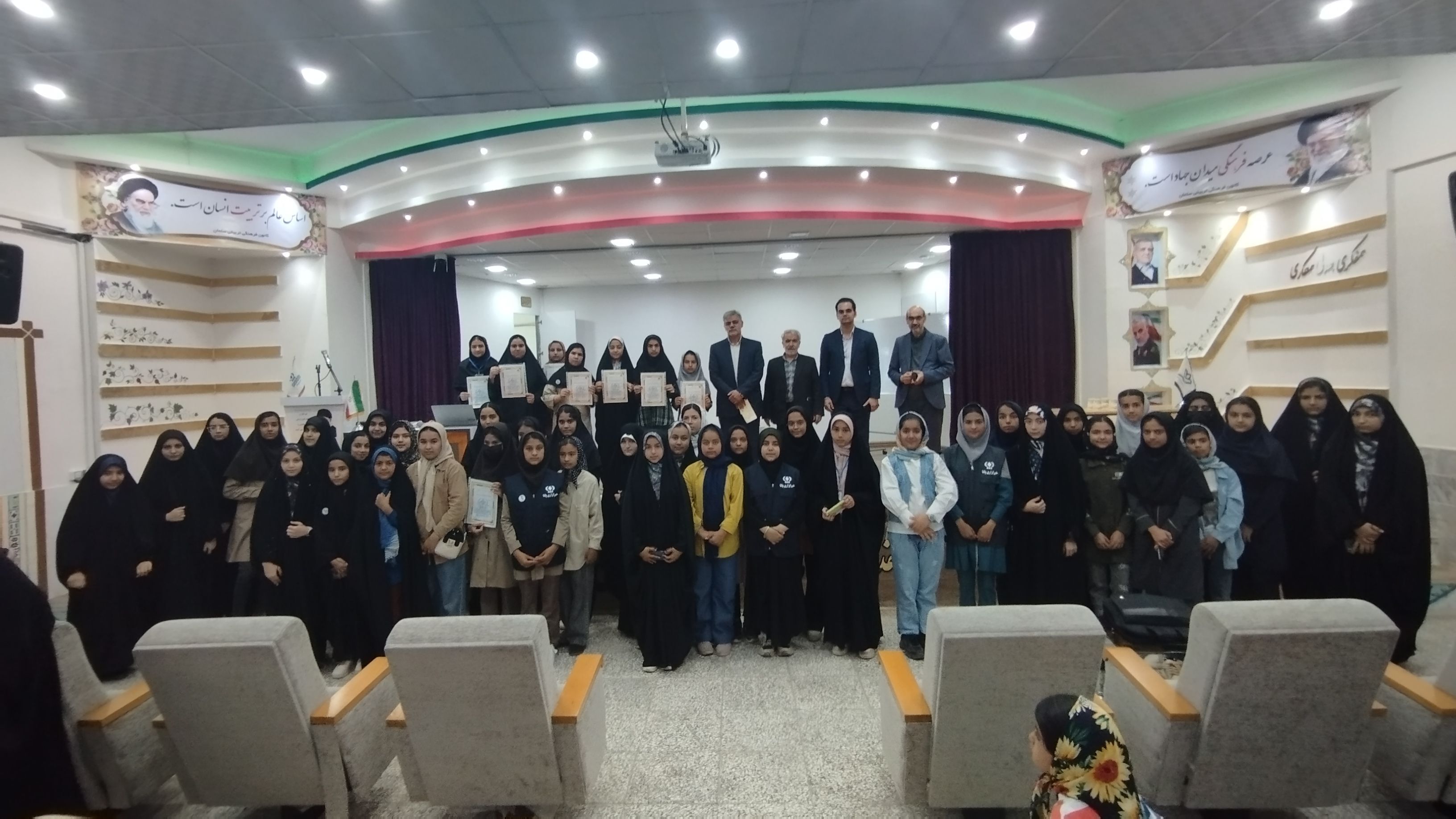 همایش مادر دختری ویژه خبرنگاران پانا شهرستان خلیل‌آباد 