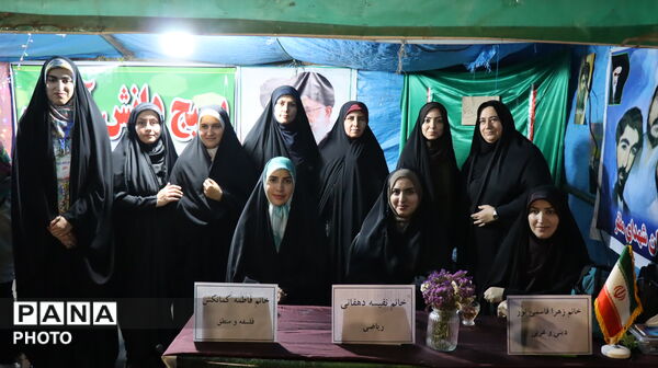 حضور پرشور دانش‌آموزان دبیرستان شهدای مظفر در نود و نهمین موج اجتماع مردمی پاکدشت