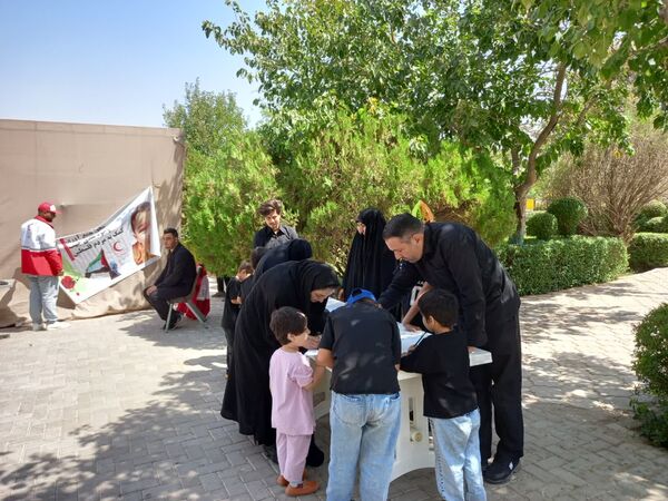 حضور دانش‌آموزان و فرهنگیان تربت‌جامی در عزاداری اربعین حسینی