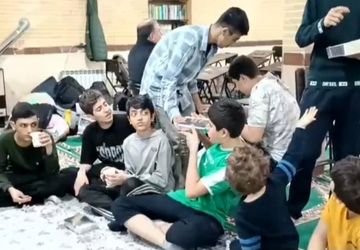 برگزاری اعتکاف دانش‌آموزی در ماه مبارک رمضان 
