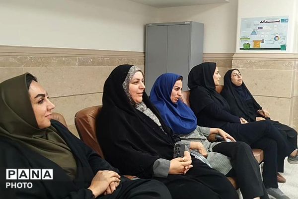 گامی در جهت ارتقای سلامت مدارس قدس؛ تجهیز و بهره‌برداری از اتاق بهداشت آموزشگاه اسماعیل‌منش ۲