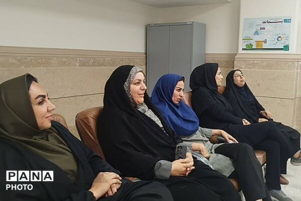 گامی در جهت ارتقای سلامت مدارس قدس؛ تجهیز و بهره‌برداری از اتاق بهداشت آموزشگاه اسماعیل‌منش ۲