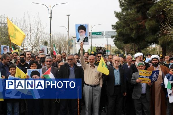 ابراز وحدت و همدلی سمنانی‌ها با مردم مظلوم فلسطین در روز قدس