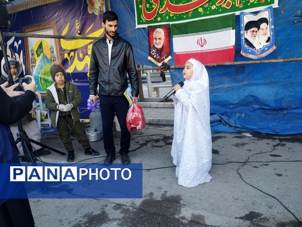 مهمانی کیلومتری اعیاد شعبانیه در خیابان امام خمینی نیشابور 