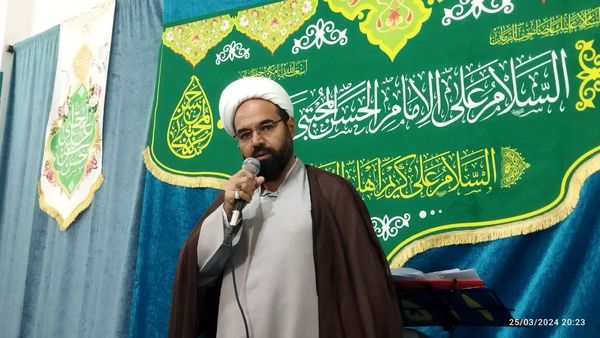 محفل جزء‌خوانی قرآن‌کریم در مسجد جامع ماهان