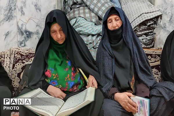 محفل انس با قرآن کریم یادوراه شهدای جنگ رمضان