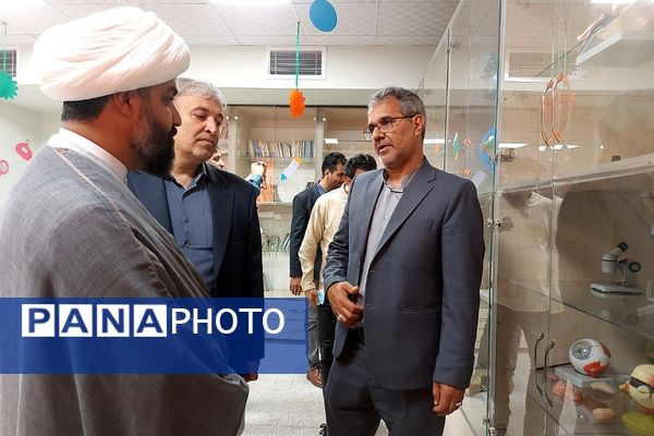 آیین بهره برداری از مدرسه شهدای پالایشگاه تهران در کهریزک 