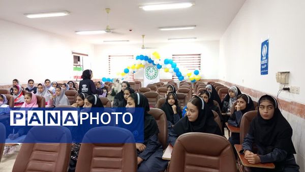 برگزاری کارگاه تخصصی خبرنویسی، عکاسی و طراحی پوستر ویژه دانش‌آموزان دختر در شهرستان جم