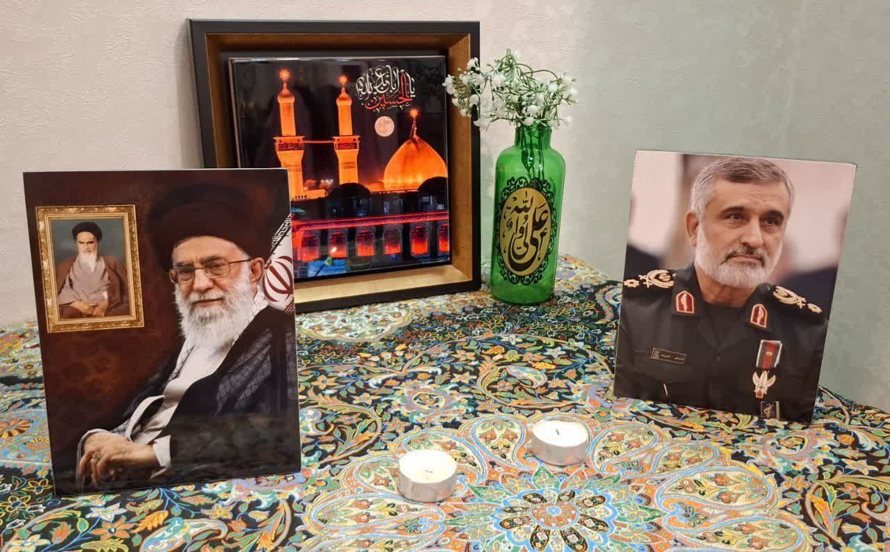 مردم غیور ایران متحد و یکپارچه خشم خود را نسبت به شهادت رساندن رهبر معظم انقلاب نشان دادند