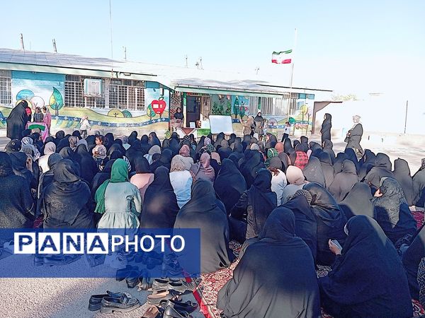 اولین جلسه انجمن اولیا در دبستان توحید 