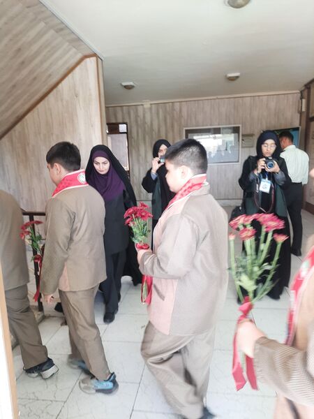 دیدار دانش آموزان پیشتاز با پرسنل نیروی انتظامی نیشابور