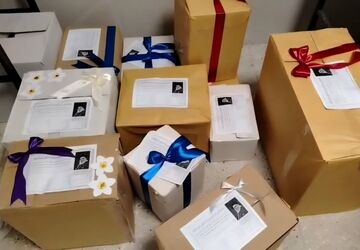 توزیع بسته‌های معیشتی ماه رمضان توسط دانش‌آموزان دبیرستان دخترانه معارف