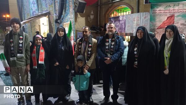 تجمعات شبانه همراه با موکب سازمان دانش آموزی در میدان المپیک 