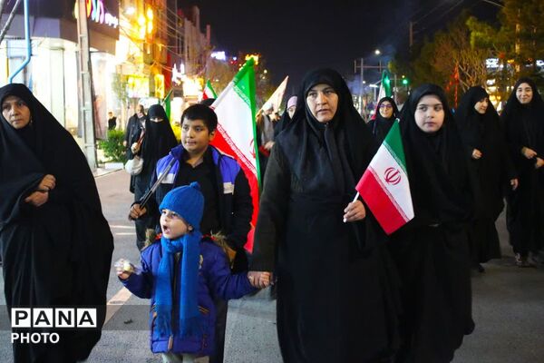 حضور دهه نودی‌ها در اجتماعات شبانه قم
