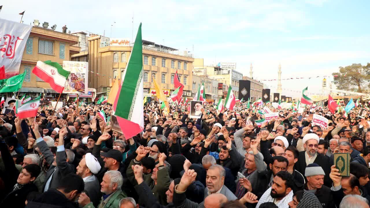 تکرار حماسه ۲۲ بهمن در راهپیمایی ۲۲ دی مردم قم