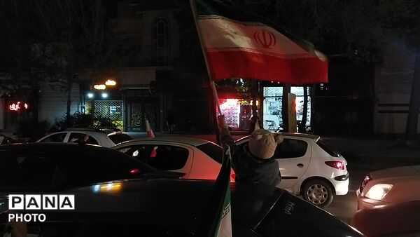 رژه ماشینی در شانزدهمین شب از سال ۱۴۰۵ 