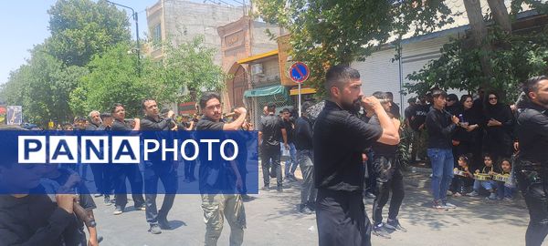 برپایی پرشور مراسم عزاداری سیدالشهدا در خیابان‌های نیشابور 