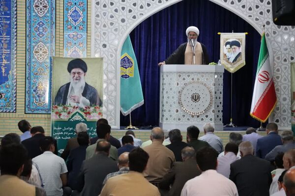 آیین وحدت‌بخش نماز عبادی سیاسی جمعه در مصلی امام خمینی(ره) ماهدشت 