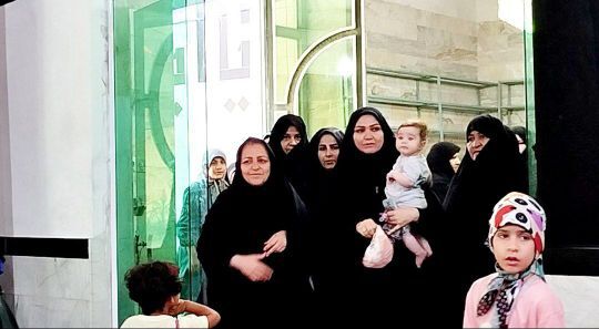 حضور پرشور مردم ولایت مدار کاشمر پای صندوق‌های رای