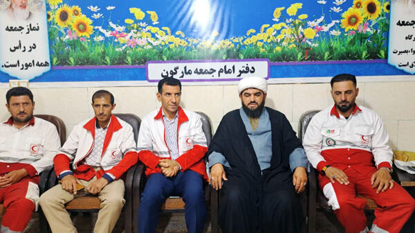  دیدار رئیس و کارکنان جمعیت هلال احمر با امام جمعه مارگون