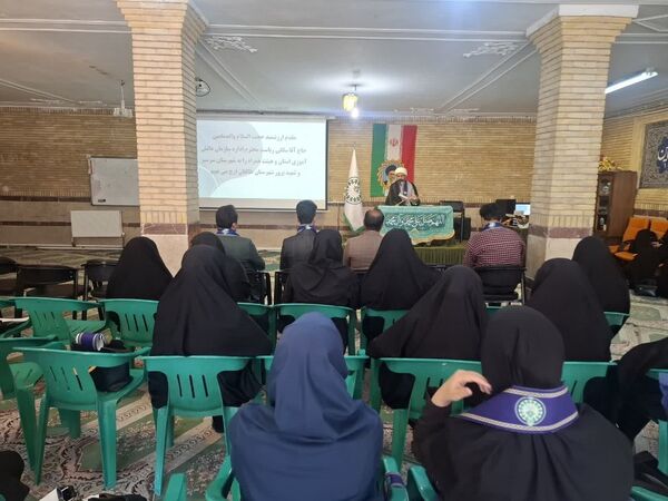 نشست کارشناسان و ماموران سازمان دانش‌آموزی استان البرز