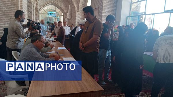 حضور پرشور مردم در انتخابات ریاست‌جمهوری شهرستان نیشابور