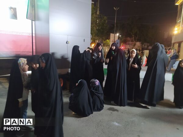 گذری در تجمع مردم محله خیابان شهید مدرس مشهد