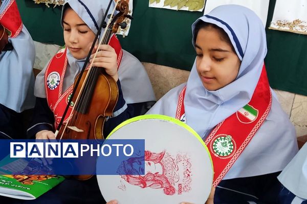 افتتاحیه جشنواره فرهنگی هنری ماها در دبستان قدر بهارستان۲