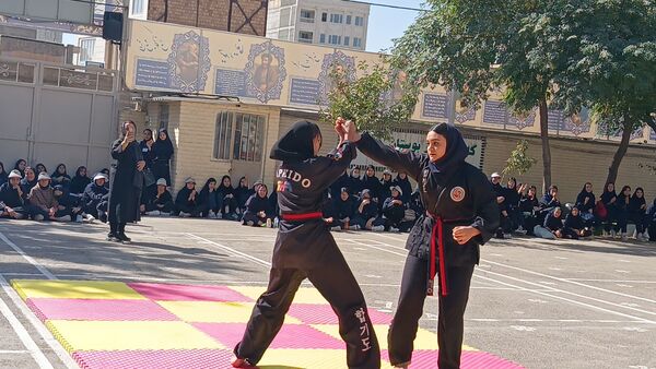المپیاد ورزشی در دبیرستان کوثر فرهنگیان