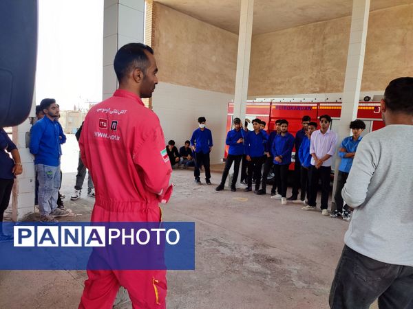 آشنایی با مشاغل در هفته مشاغل در حاجی‌‌‌آباد