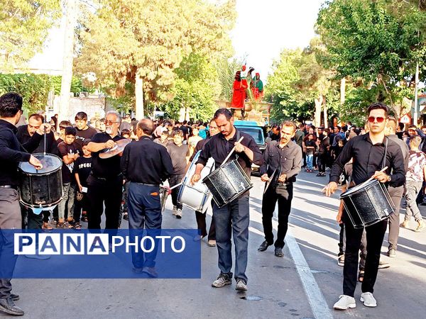 حرکت نمادین کاروان بندی اسد روستای فدافن و آیین نخل گردانی در کاشمر 