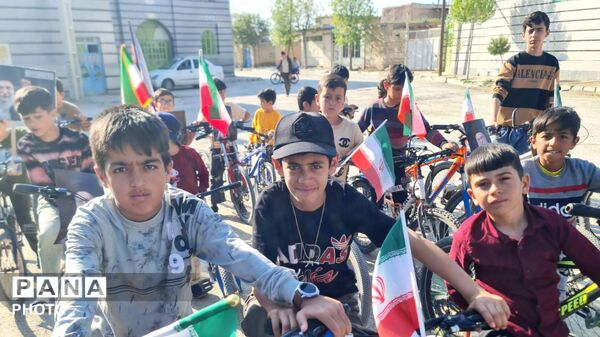 حضور خودجوش دوچرخه‌سواران در فیض آباد؛ اقدامی نمادین برای ترویج همبستگی