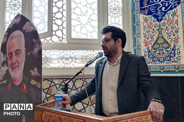 گرامیداشت هفته معلم در ناحیه دو شهرری 