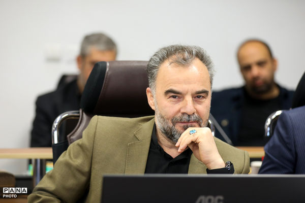 دیدار صمیمانه وزیر آموزش و پرورش با کارکنان معاونت پرورشی و فرهنگی