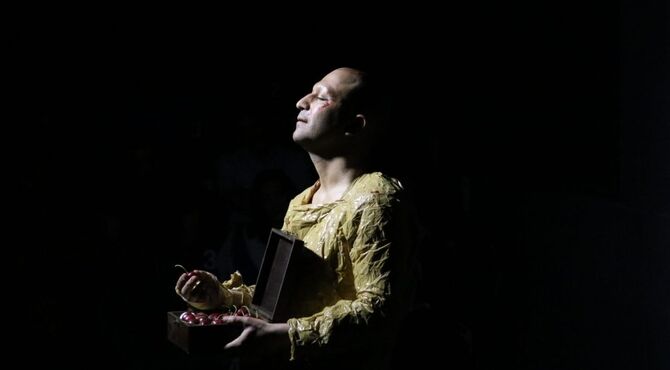 «فقط خدا… onlyGod»؛ در جست‌وجوی معنا در عصر تنهایی انسان معاصر