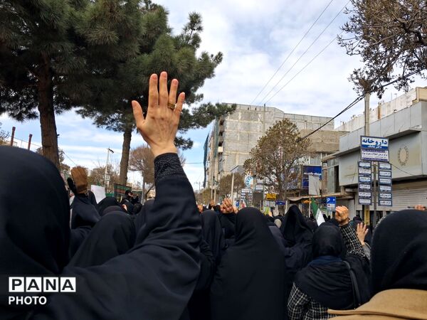 امروز شیروان در سوگ ۳شهید جنگ تحمیلی نشست