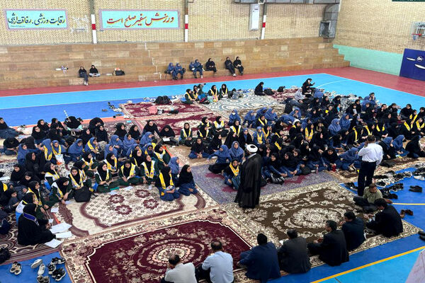 اردوی تمشک دختران شهرستان‌های جنوبی استان بوشهر در کنگان