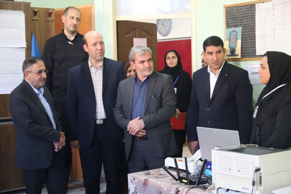 بازدید معاون حقوقی و امور مجلس وزیر آموزش و پرورش از حوزه ارزیابی پذیرفته شدگان کیفیت‌بخشی در آموزشگاه عفتیه تبریز