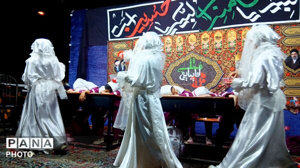 صد و ششمین روز تجمع مردم بناب؛ روایتی از حماسه و سوگ در ادای دین به شهدای دانش آموز