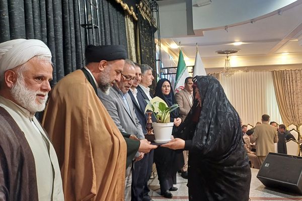 مراسم بزرگداشت مقام معلّم در تالار شباهنگ شهرستان شهریار