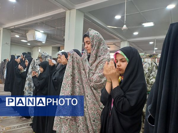 حال و هوای معنوی دانش‌آموزان ملاردی در آغوش اعتکاف