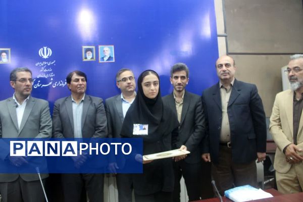 تقدیر از خبرنگاران در گلوگاه 