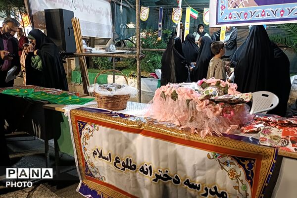  برنامه فرهنگی-آموزشی دانش‌آموزان در غرفه آموزش و پرورش ورامین 