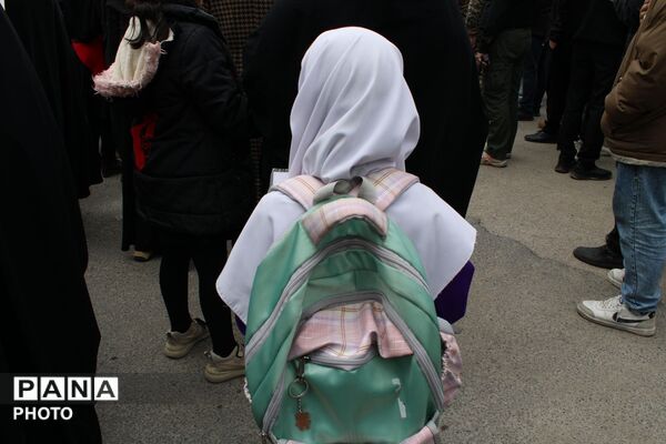سنگ تمام دانش آموزان گالیکش در راهپیمایی روز قدس
