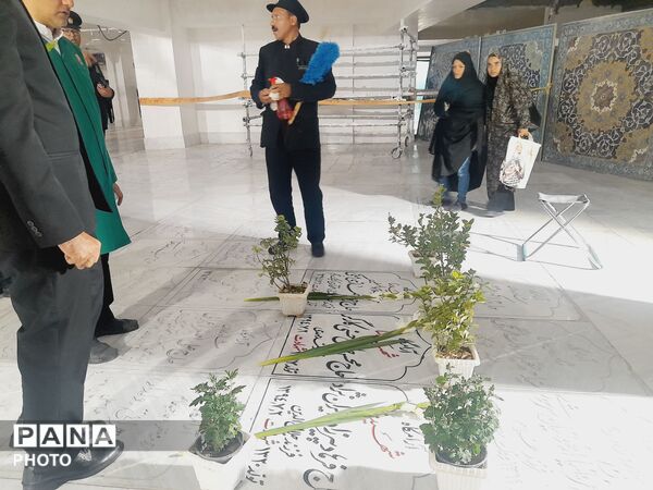 تجدید میثاق با خون شهدا در مراسم غبارروبی گلزار شهدا در حرم 